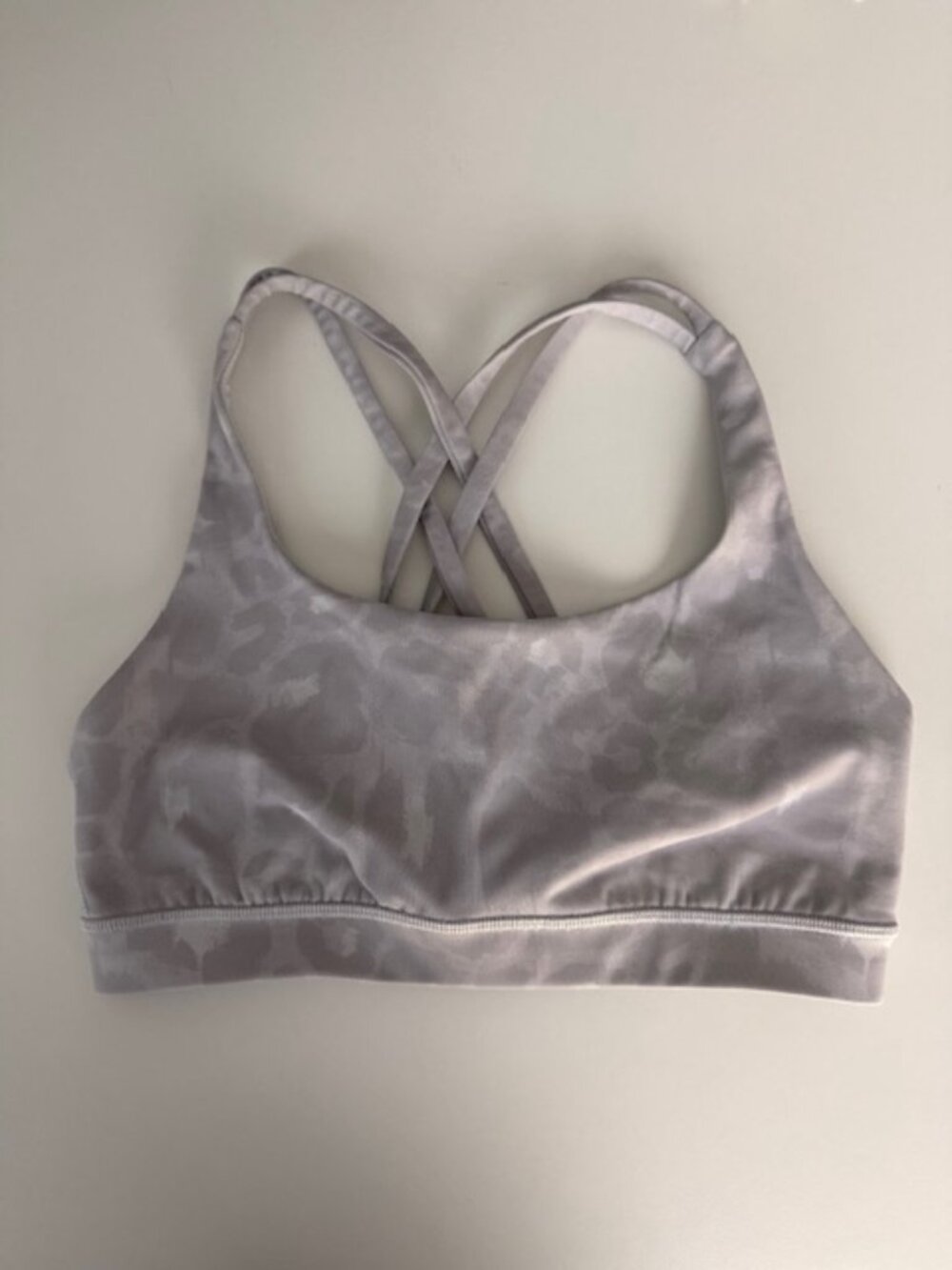 Lululemon Energy bra in Snow Leopard size 6